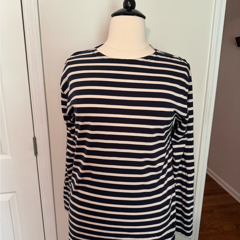 Les Gens de la mer- navy and cream stripe. Size XXL. 100% cotton